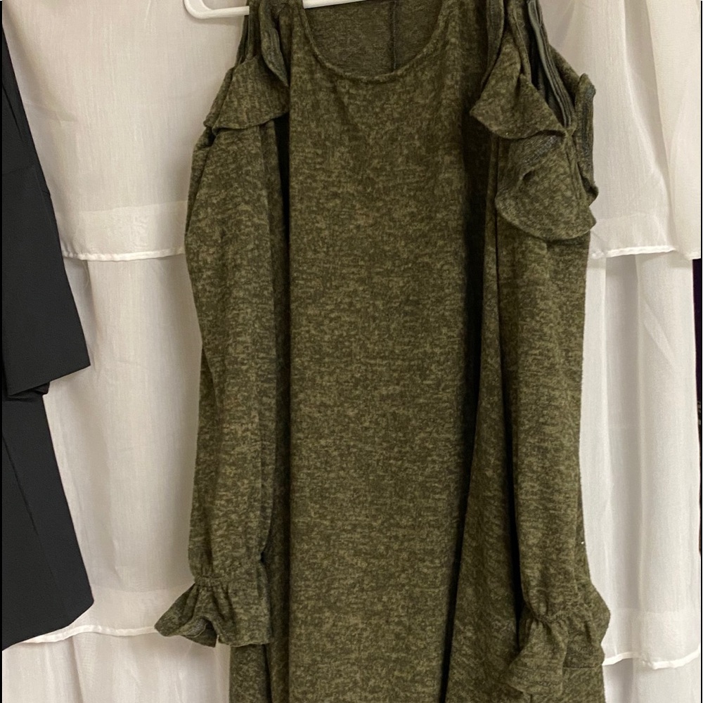 Green forever 21 ruffle dress